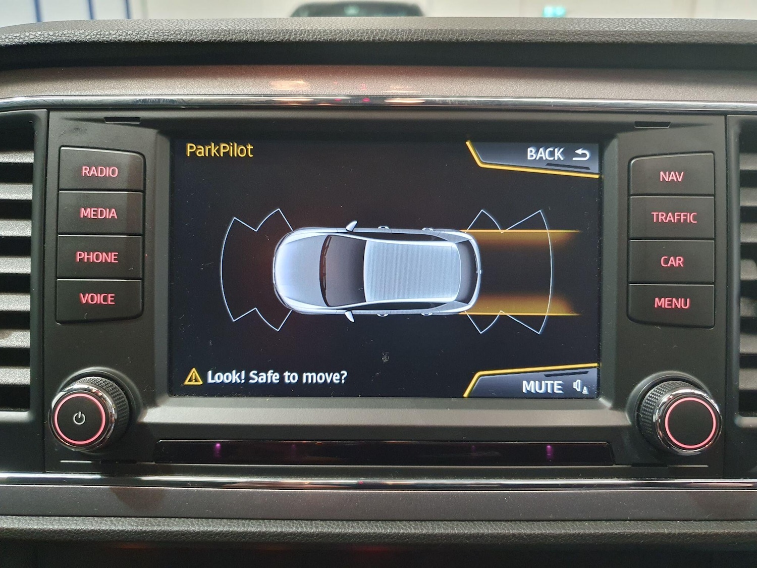 Used SEAT Leon 2015 for sale - 77969937: Photo 12