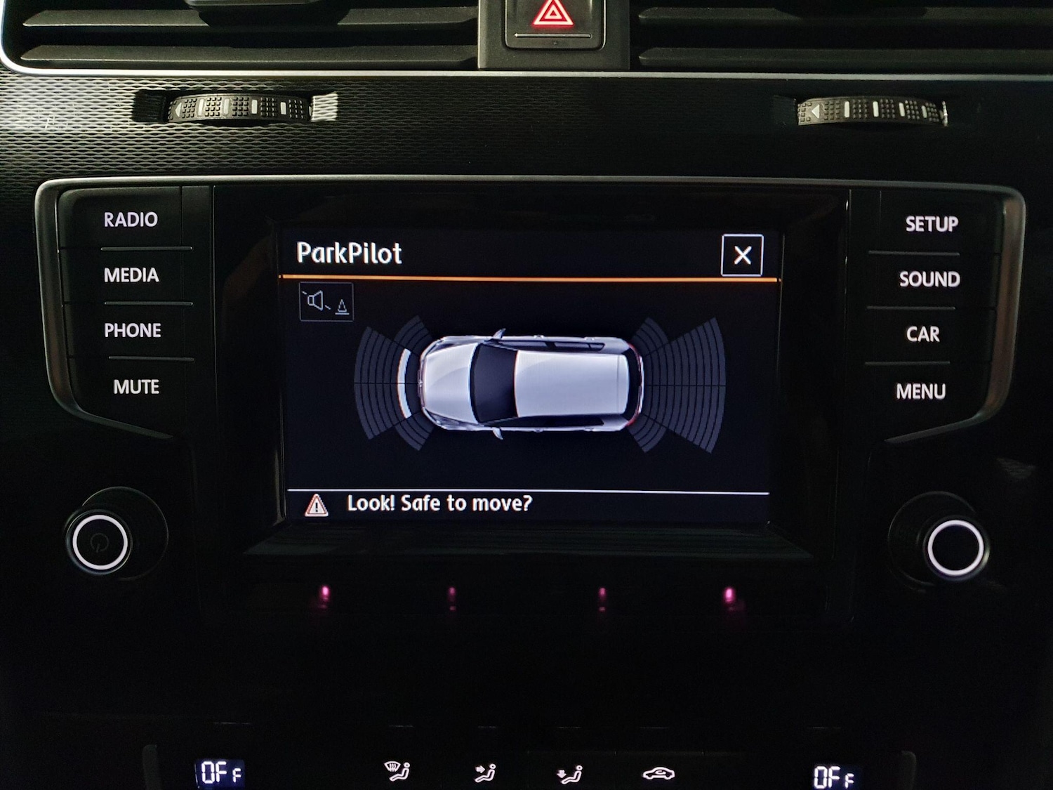 Used Volkswagen Golf 2014 for sale - 76499303: Photo 12