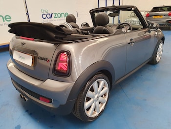 Used MINI Convertible 2009 for sale - 79236135: Photo