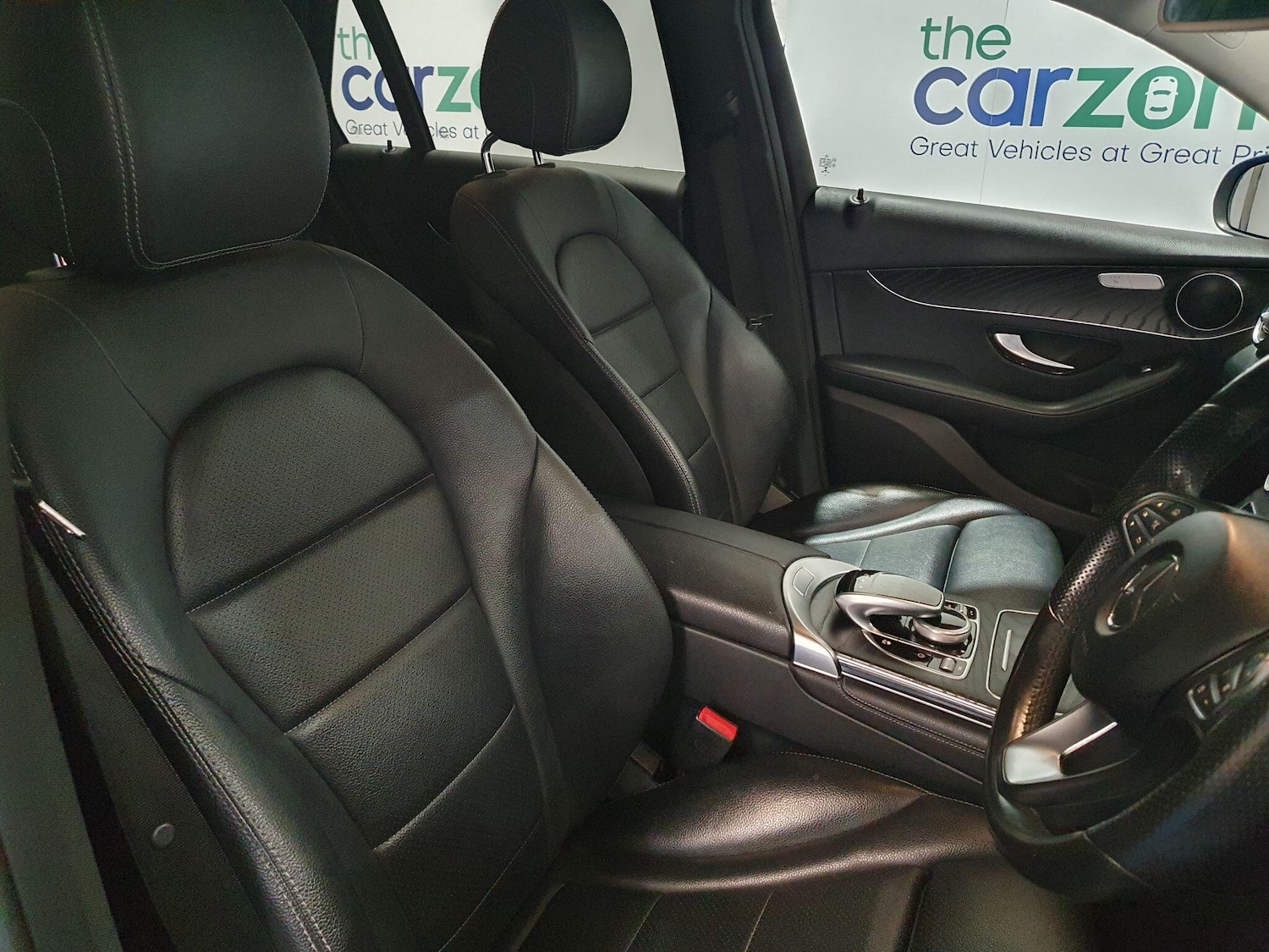 Used Mercedes-Benz GLC 2016 for sale - 77016042: Photo 9