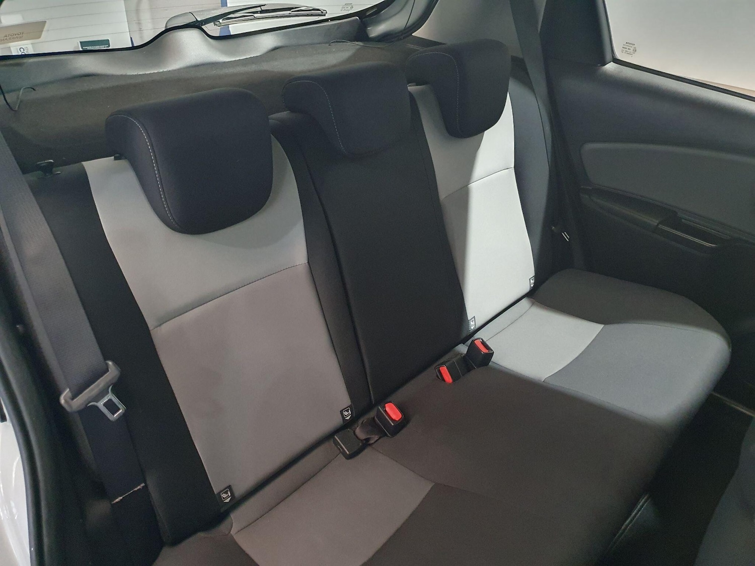 Used Toyota Yaris 2018 for sale - 76886590: Photo 13