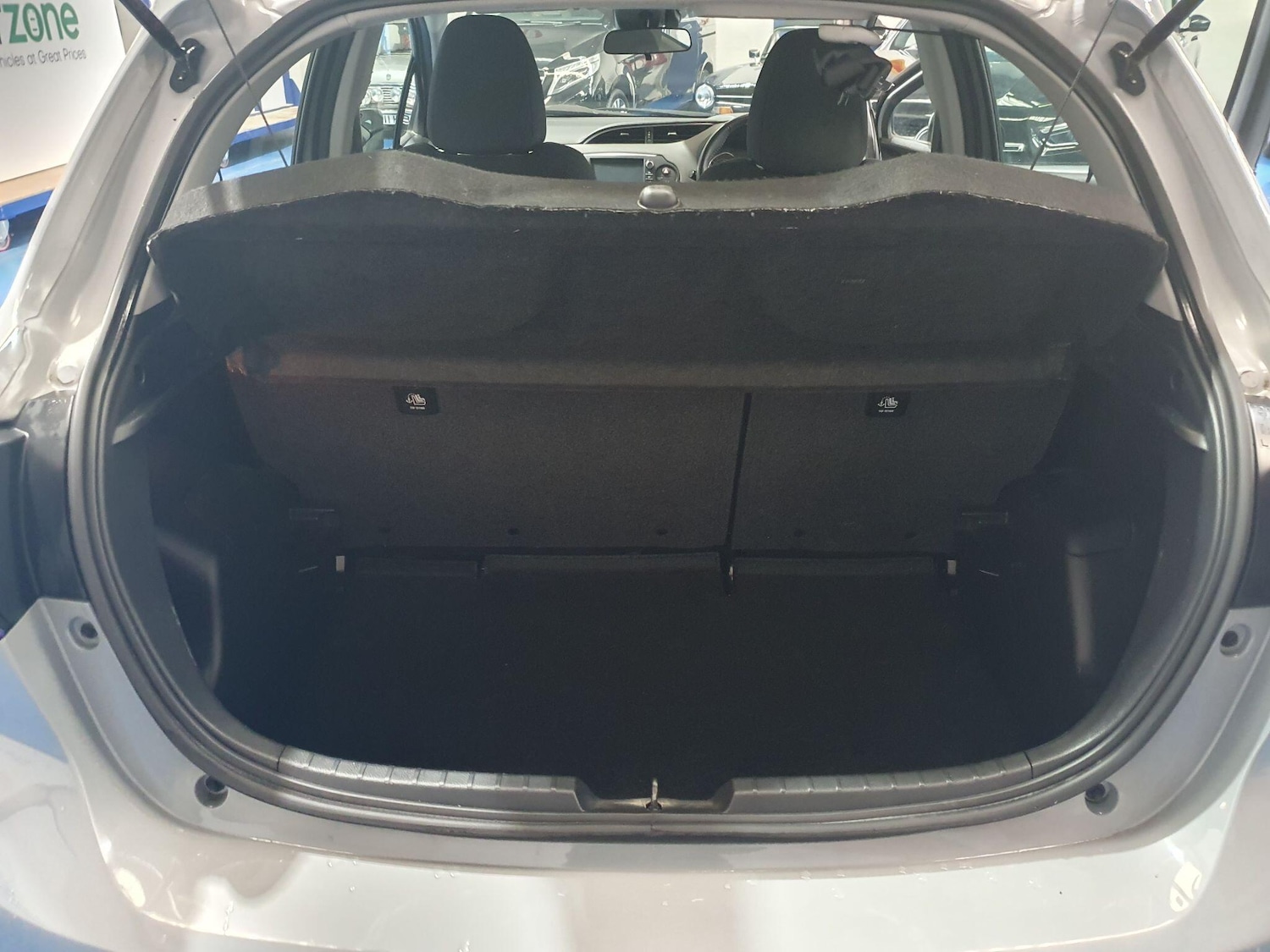 Used Toyota Yaris 2018 for sale - 76886590: Photo 14