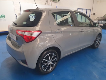 Used Toyota Yaris 2018 for sale - 76886590: Photo