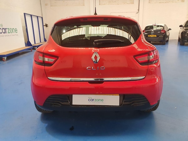 Used Renault Clio 2016 for sale - 76085136: Photo 4
