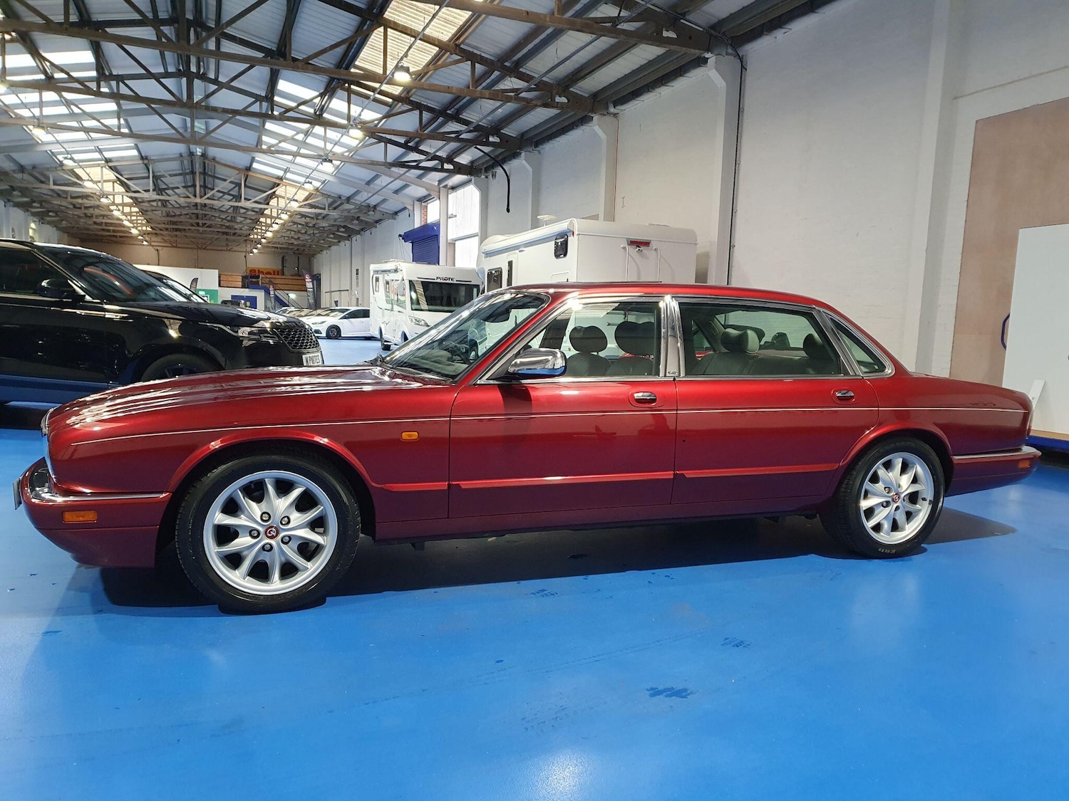 Used Jaguar XJ 2002 for sale - 77424588: Photo 12
