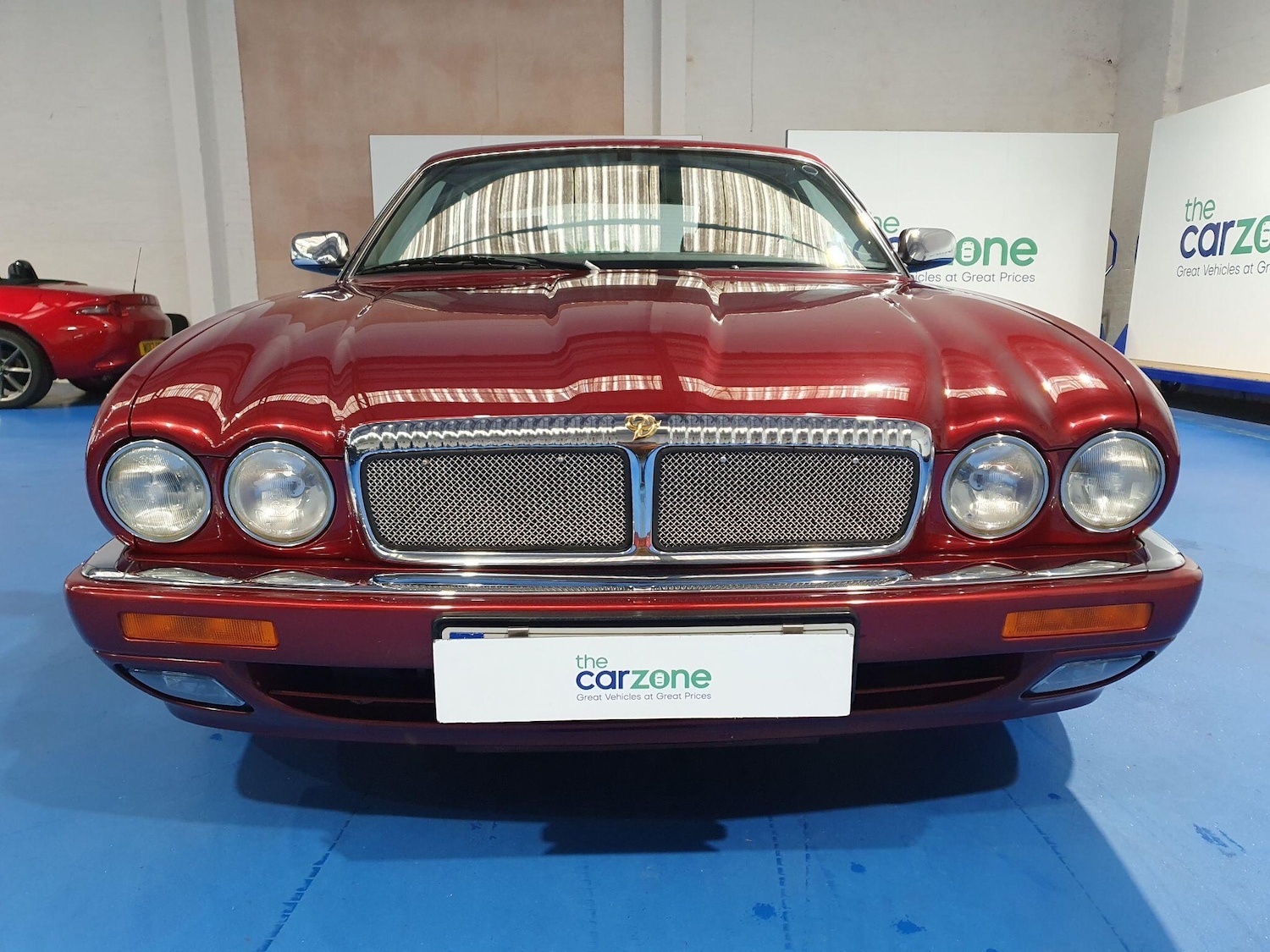 Used Jaguar XJ 2002 for sale - 77424588: Photo 14