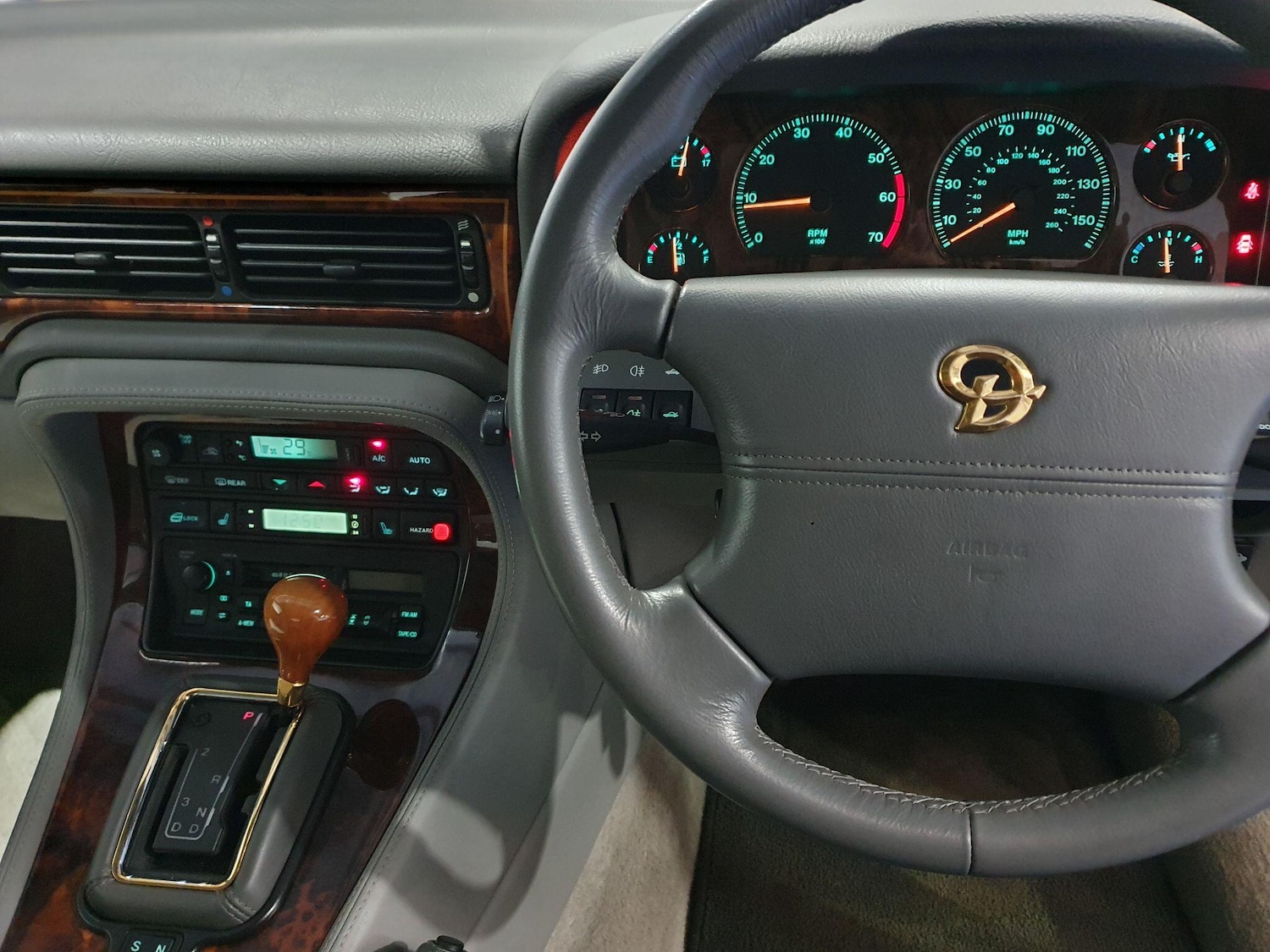 Used Jaguar XJ 2002 for sale - 77424588: Photo 19