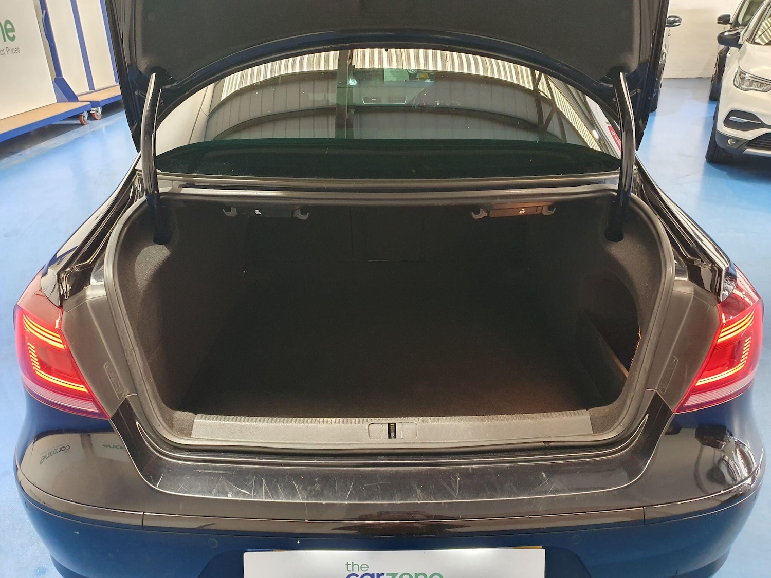 Used Volkswagen CC 2016 for sale - 77768990: Photo 17