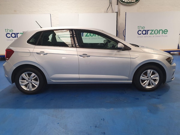 Used Volkswagen Polo 2019 for sale - 76214908: Photo 2