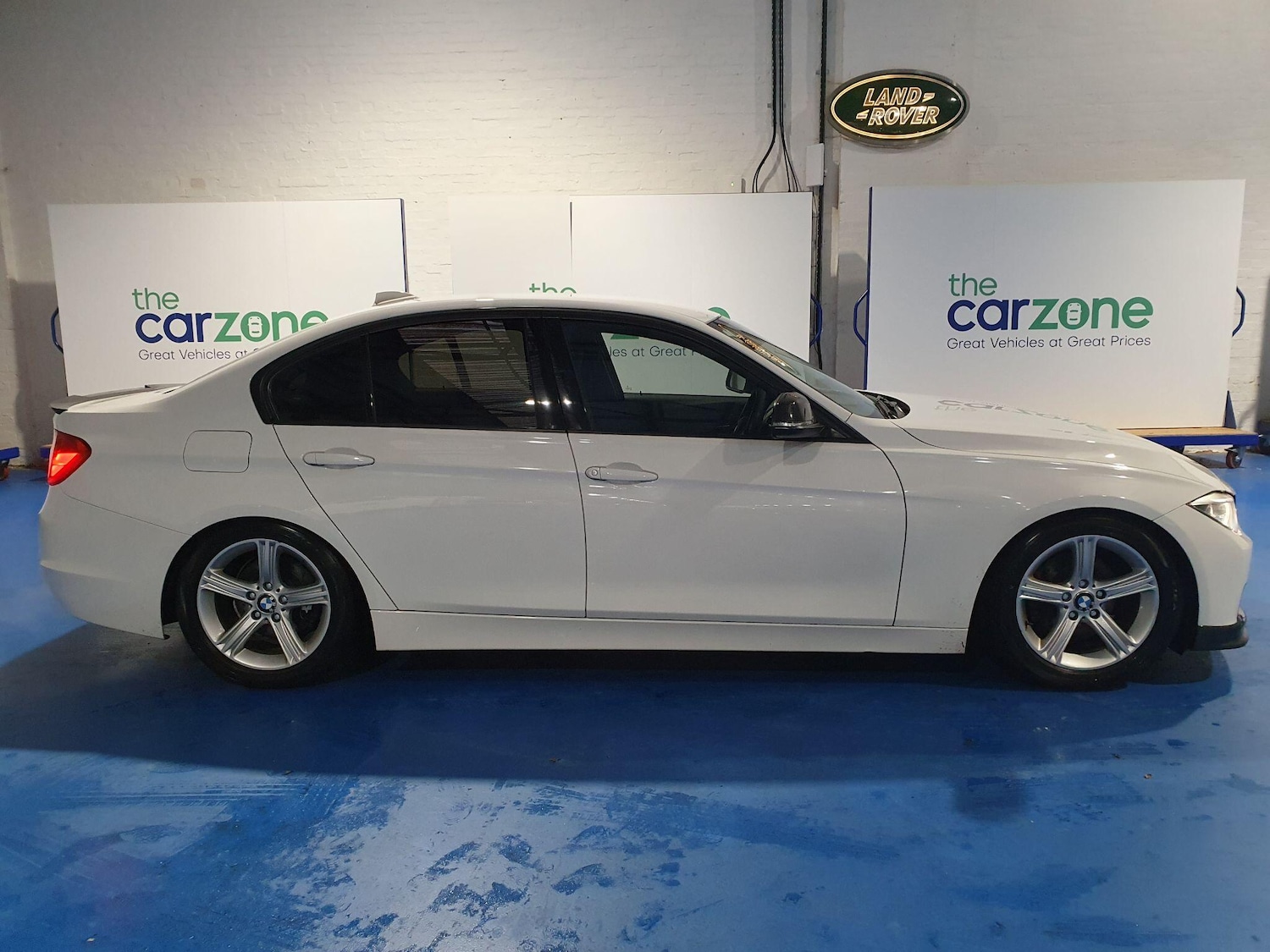 Used BMW 3 Series for sale - 76550499: Photo 2