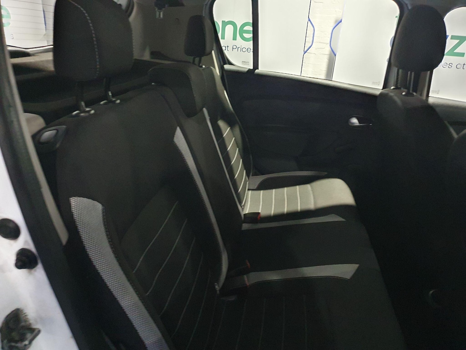 Used Dacia Sandero Stepway 2016 for sale - 76700807: Photo 12