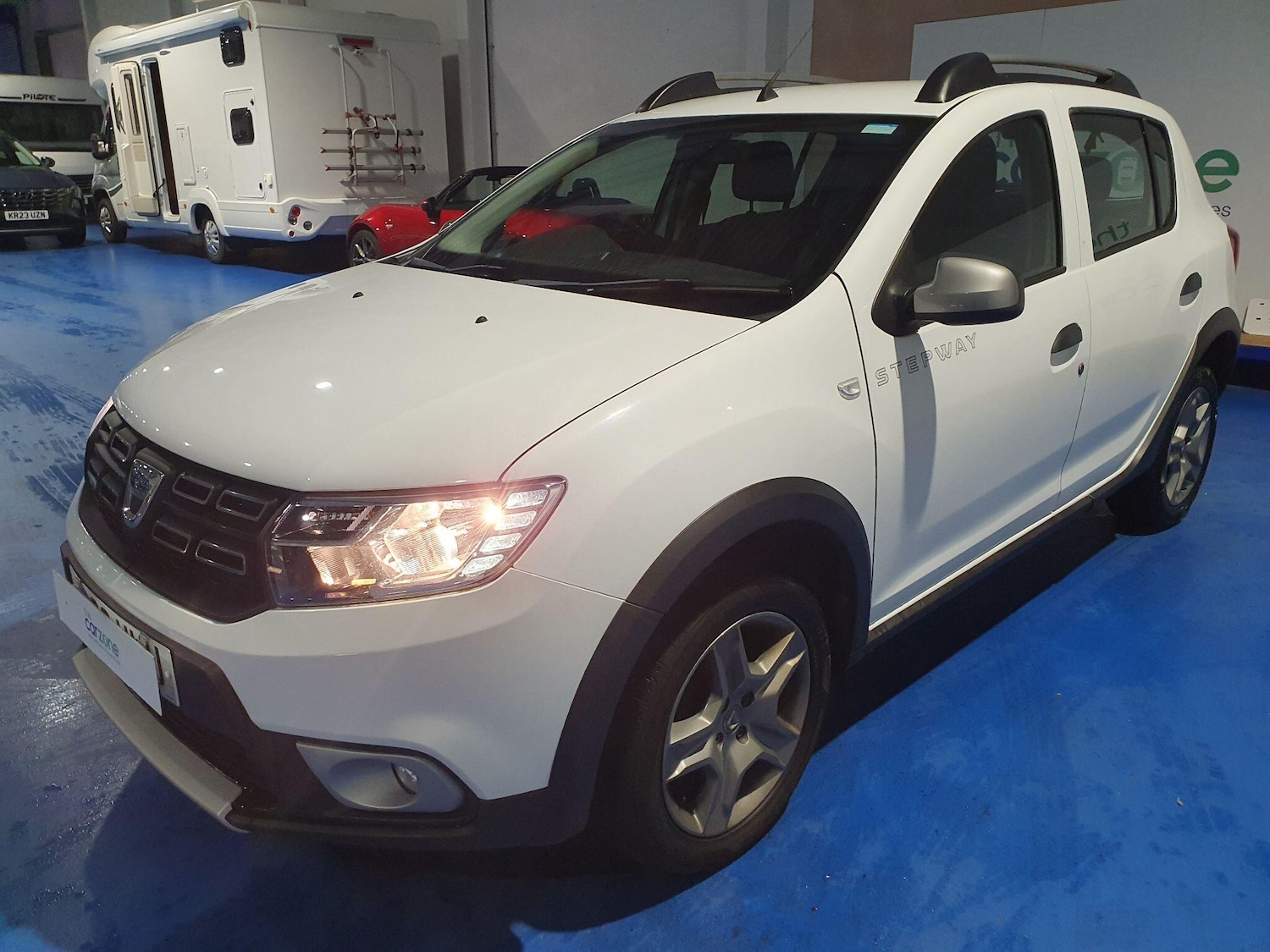 Used Dacia Sandero Stepway 2016 for sale - 76700807: Photo 7