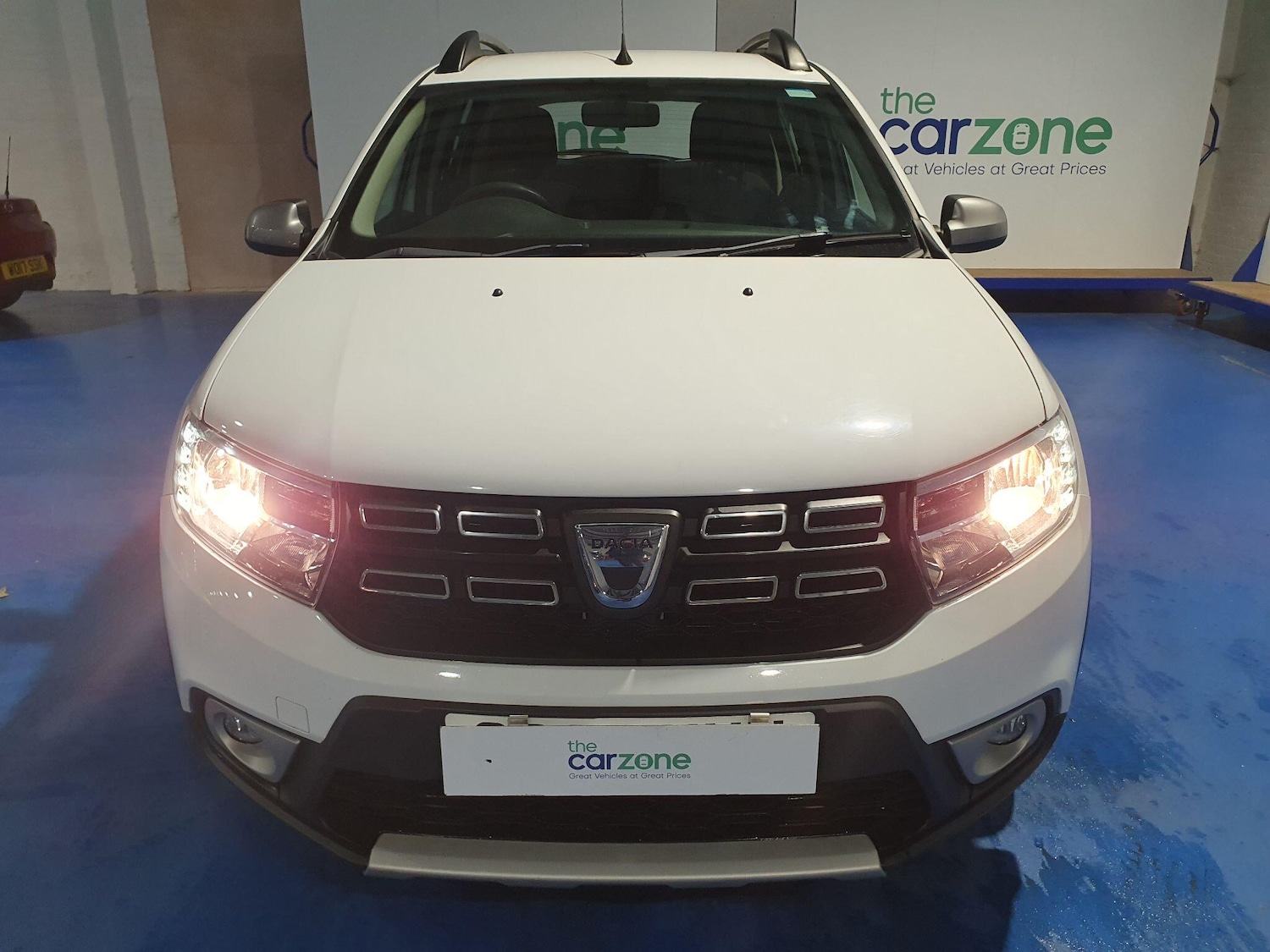 Used Dacia Sandero Stepway 2016 for sale - 76700807: Photo 8