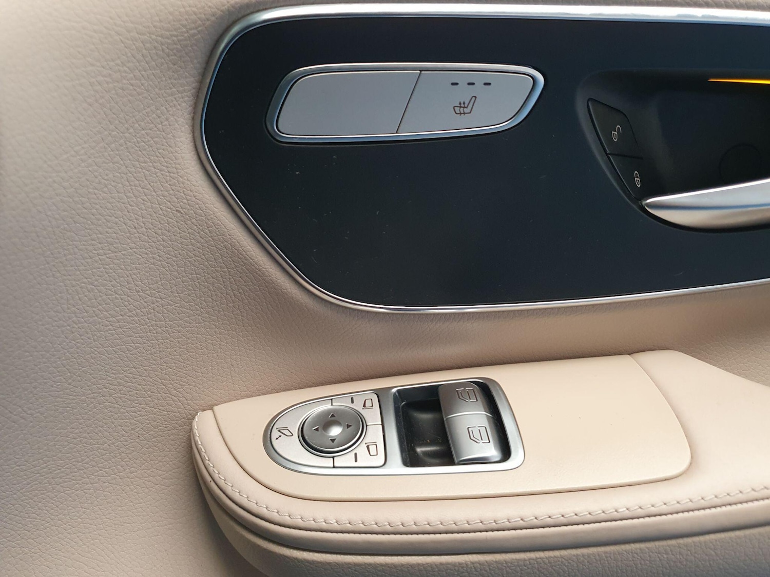 Used Mercedes-Benz V-Class 2016 for sale - 76408448: Photo 13