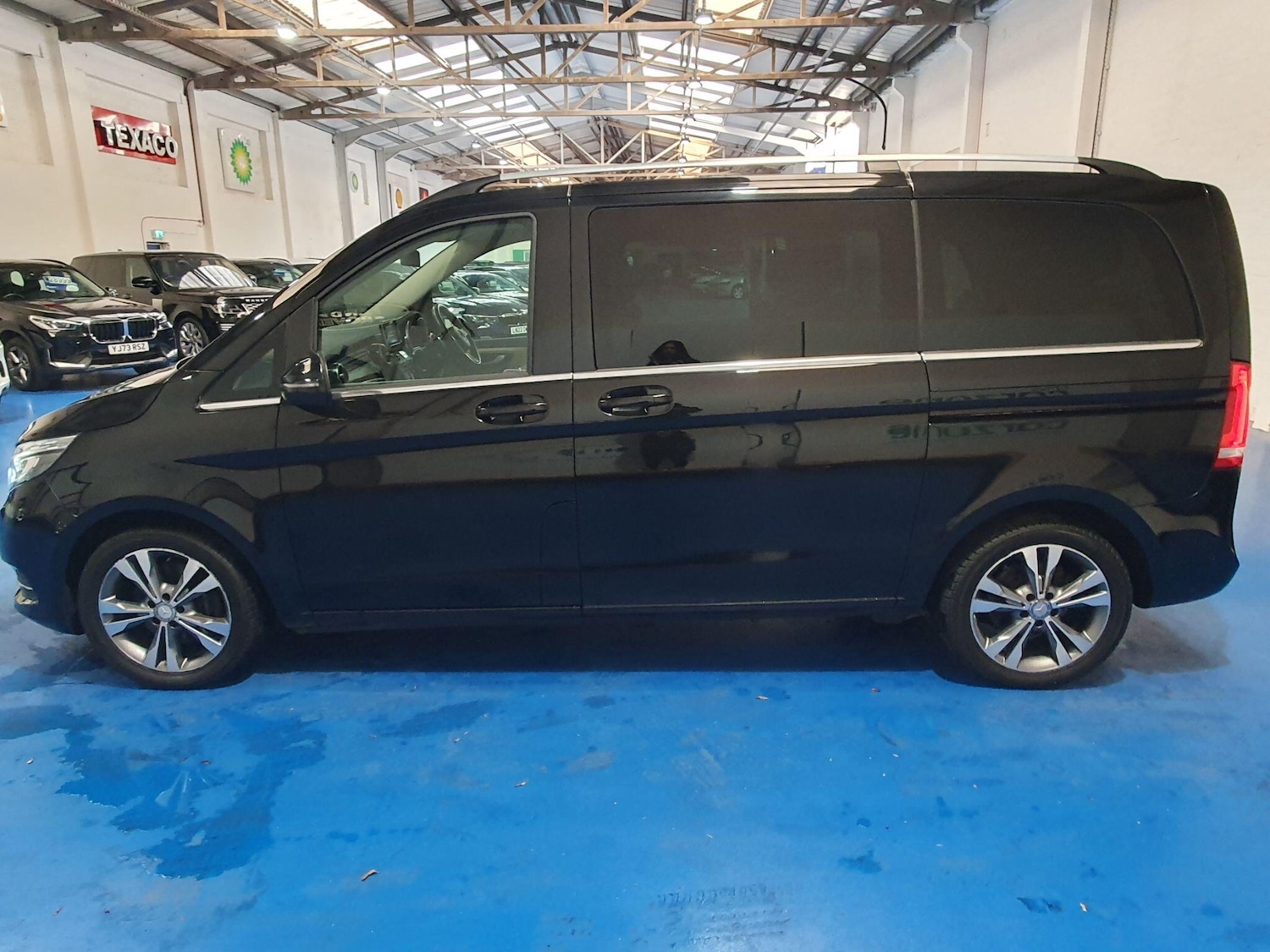 Used Mercedes-Benz V-Class 2016 for sale - 76408448: Photo 6