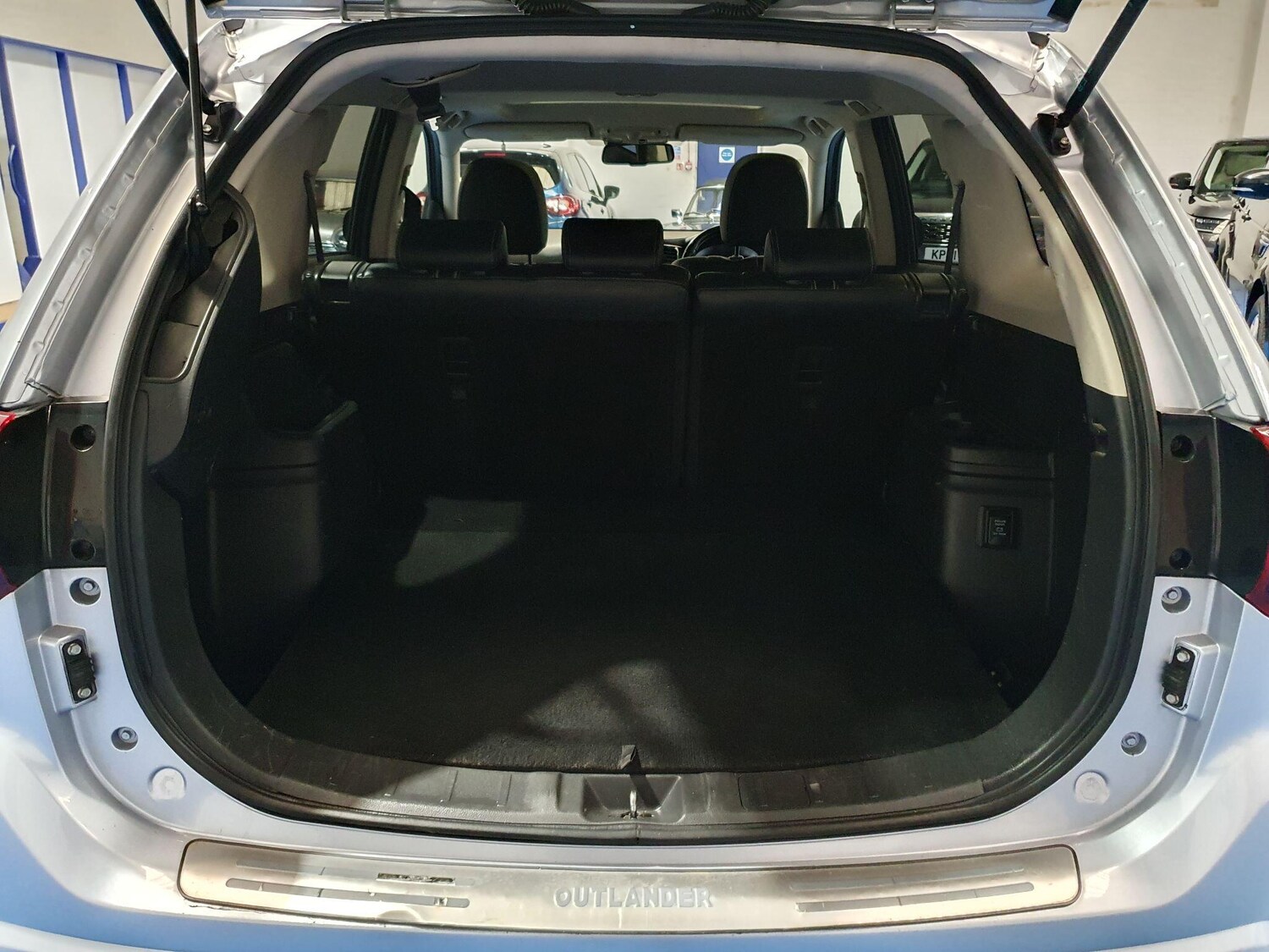 Used Mitsubishi Outlander 2017 for sale - 77573790: Photo 16