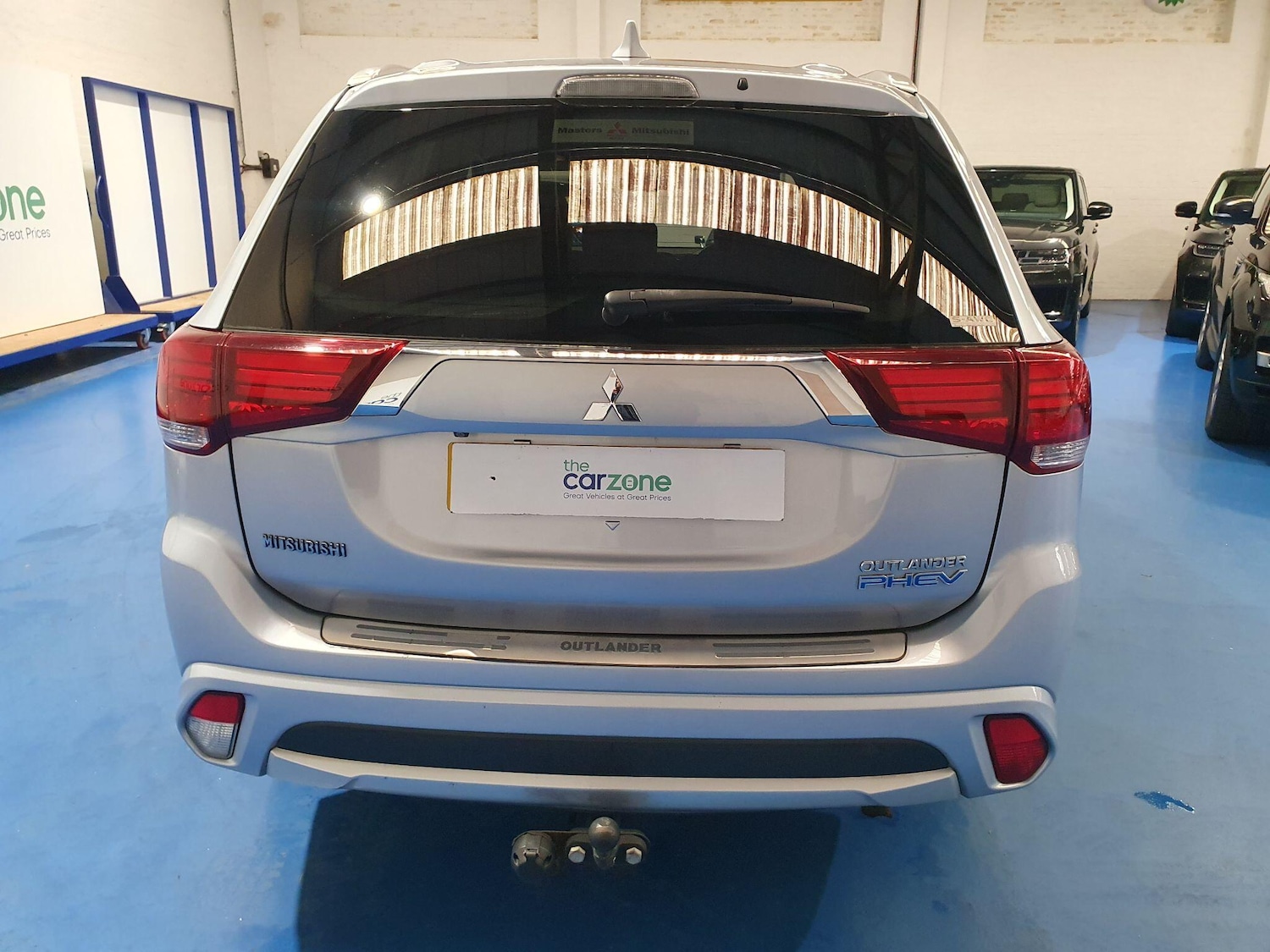 Used Mitsubishi Outlander 2017 for sale - 77573790: Photo 4