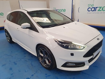 Used Ford Focus 2017 for sale - 77585622: Photo