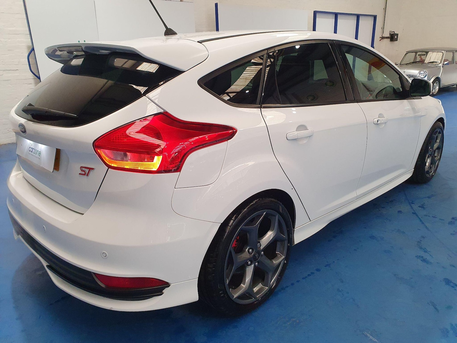 Used Ford Focus 2017 for sale - 77585622: Photo 3