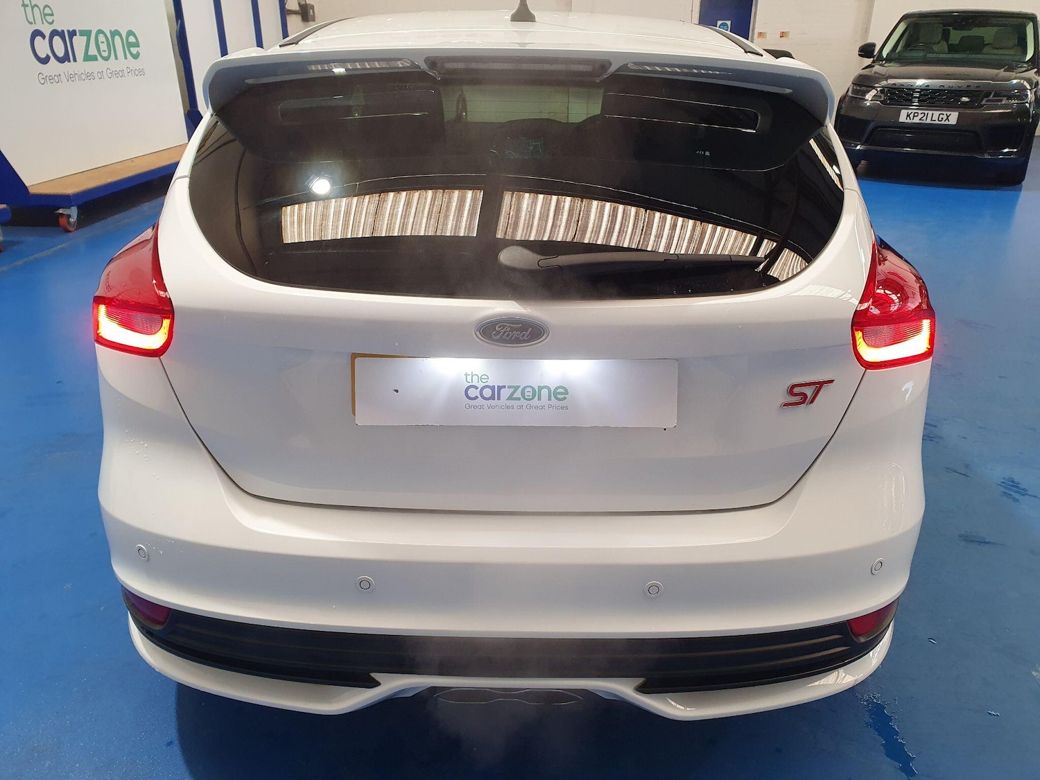 Used Ford Focus 2017 for sale - 77585622: Photo 4