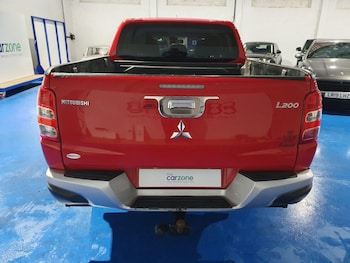 Used Mitsubishi L200 2015 for sale - 76899702: Photo