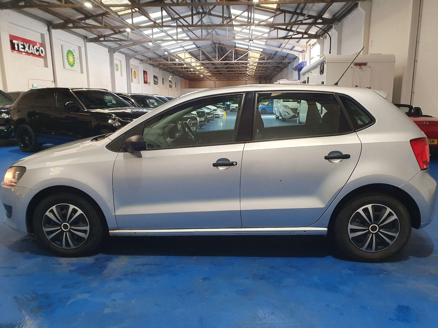 Used Volkswagen Polo 2010 for sale - 77229370: Photo 6