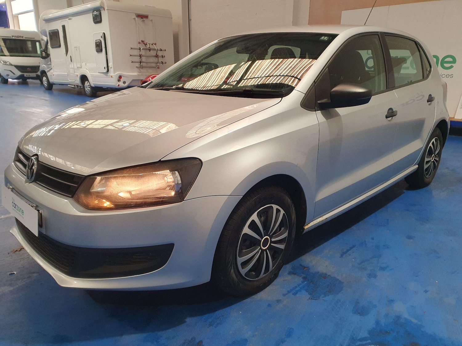 Used Volkswagen Polo 2010 for sale - 77229370: Photo 7