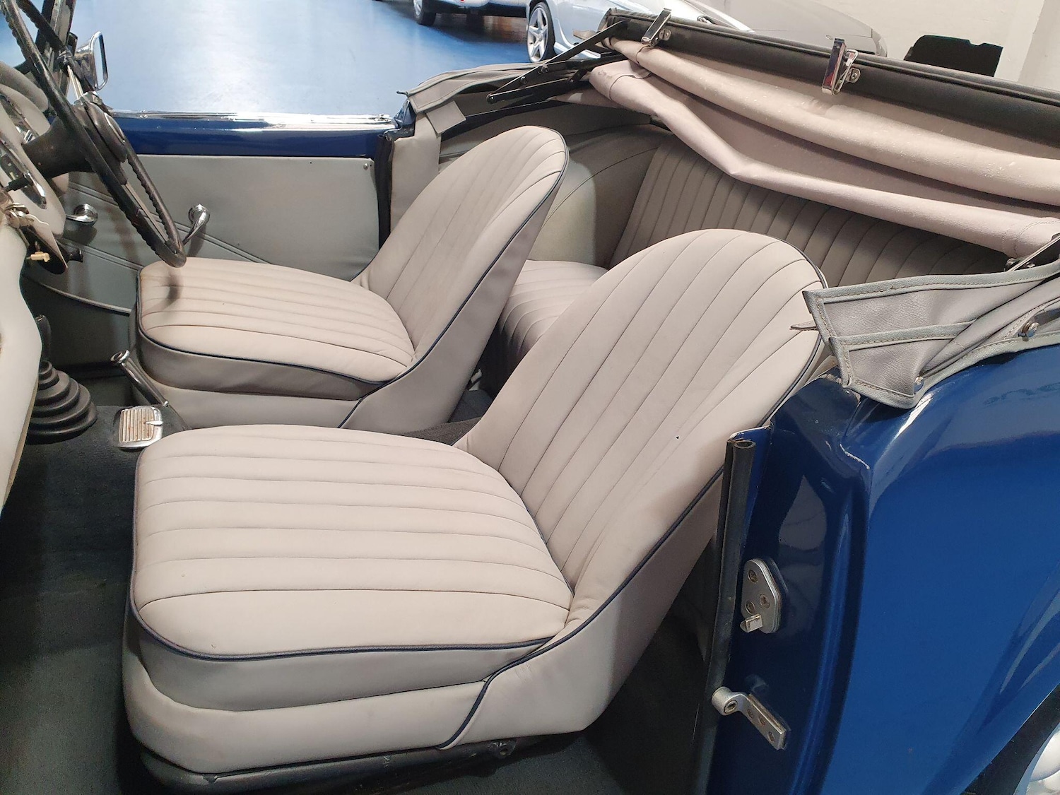 Used Daimler Sp250 1963 for sale - 78205195: Photo 19