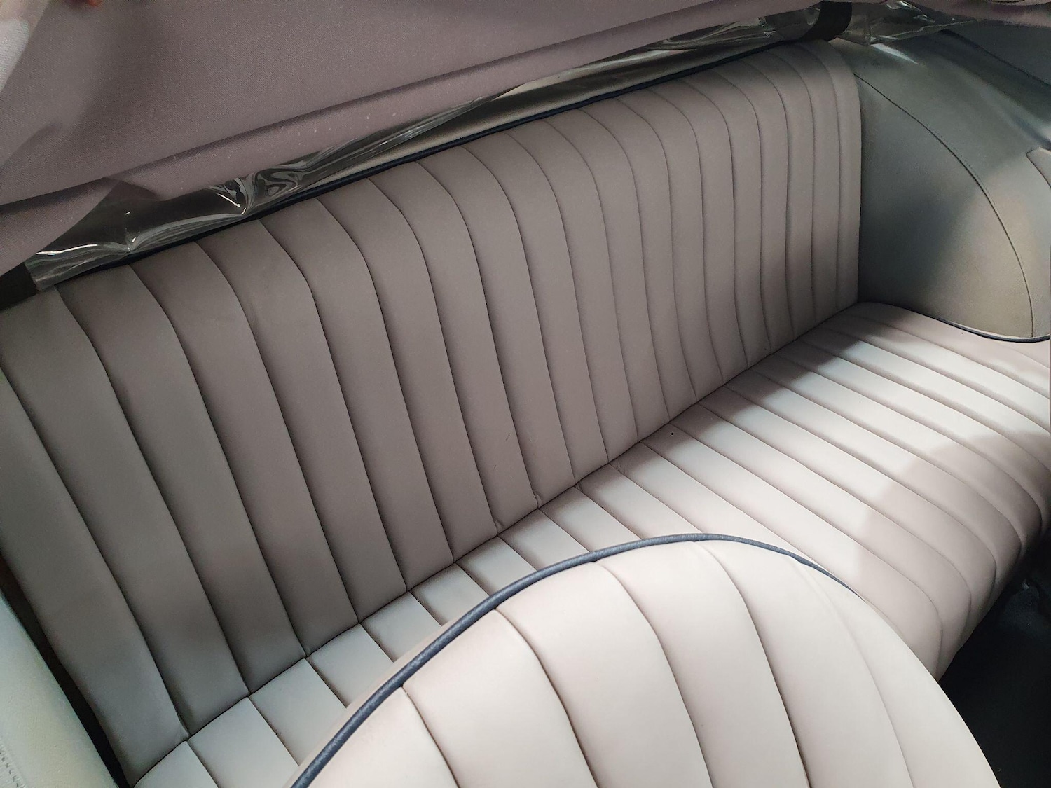 Used Daimler Sp250 1963 for sale - 78205195: Photo 25