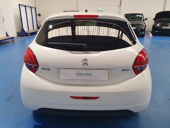 Used Peugeot 208 2017 for sale - 78275240: Photo