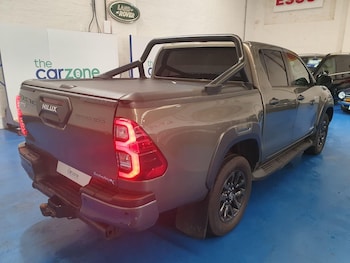 Used Toyota Hilux 2023 for sale - 77073857: Photo
