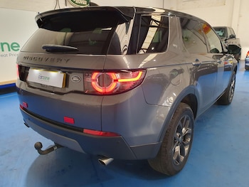 Used Land Rover Discovery Sport 2019 for sale - 78301036: Photo