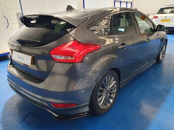 Used Ford Focus 2017 for sale - 77315179: Photo