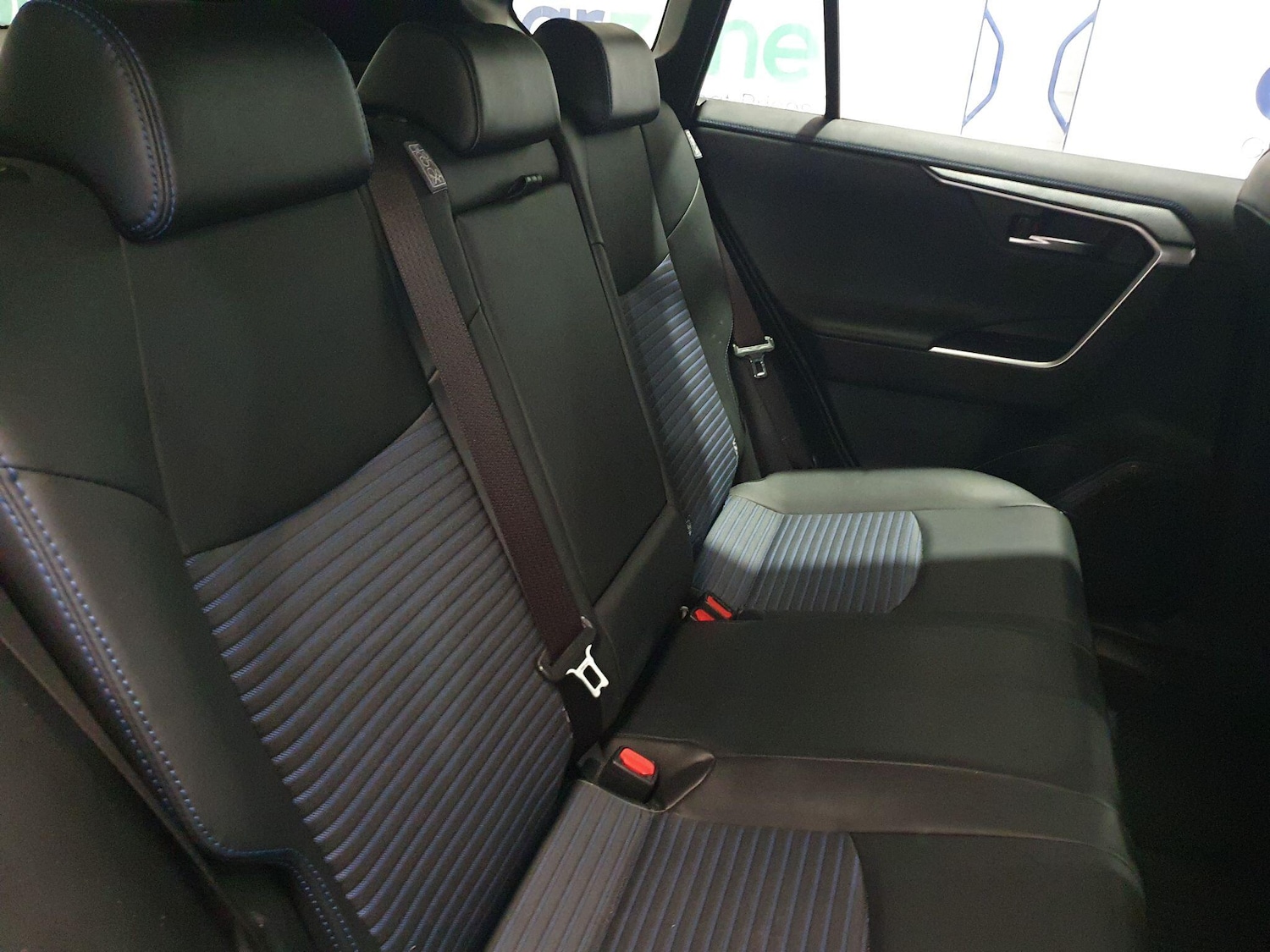 Used Toyota RAV4 2021 for sale - 76765717: Photo 15