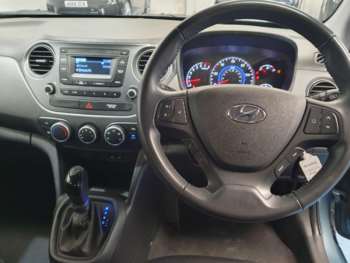 Used Hyundai i10 2019 for sale - 75145106: Photo