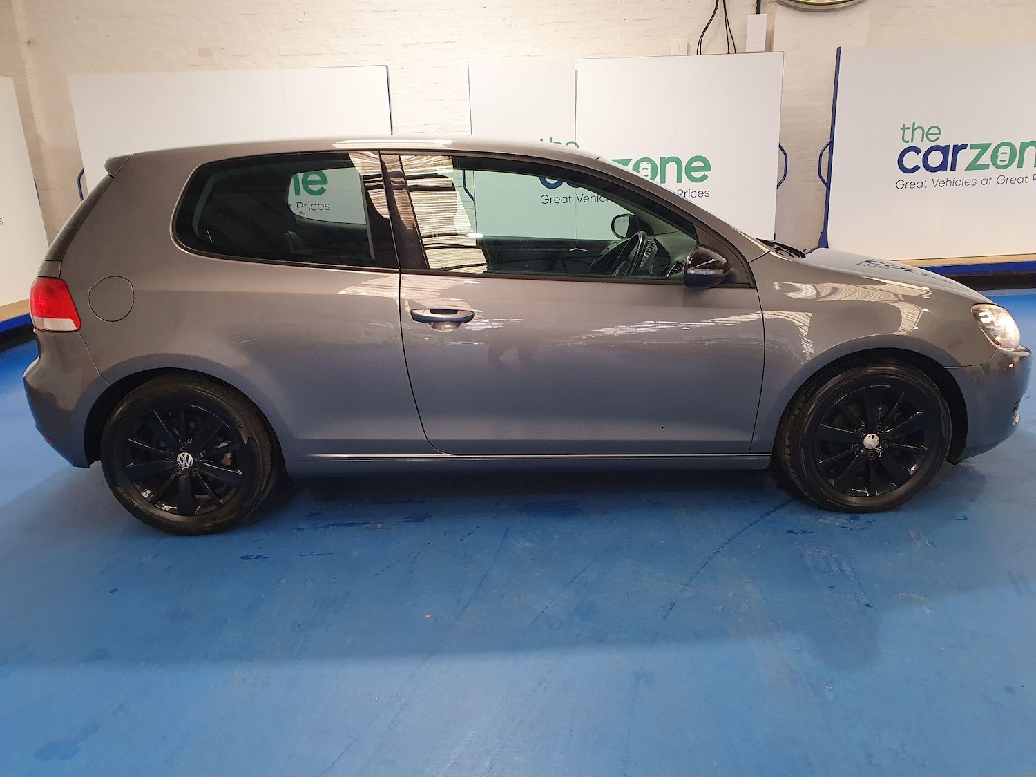 Used Volkswagen Golf 2011 for sale - 77585652: Photo 2