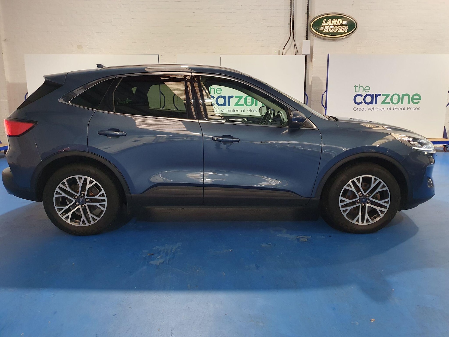 Used Ford Kuga 2020 for sale - 76780953: Photo 2