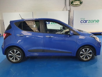 Used Hyundai i10 2018 for sale - 76498517: Photo