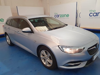 2018 (67) - 2.0 Turbo D SRi Nav 5dr