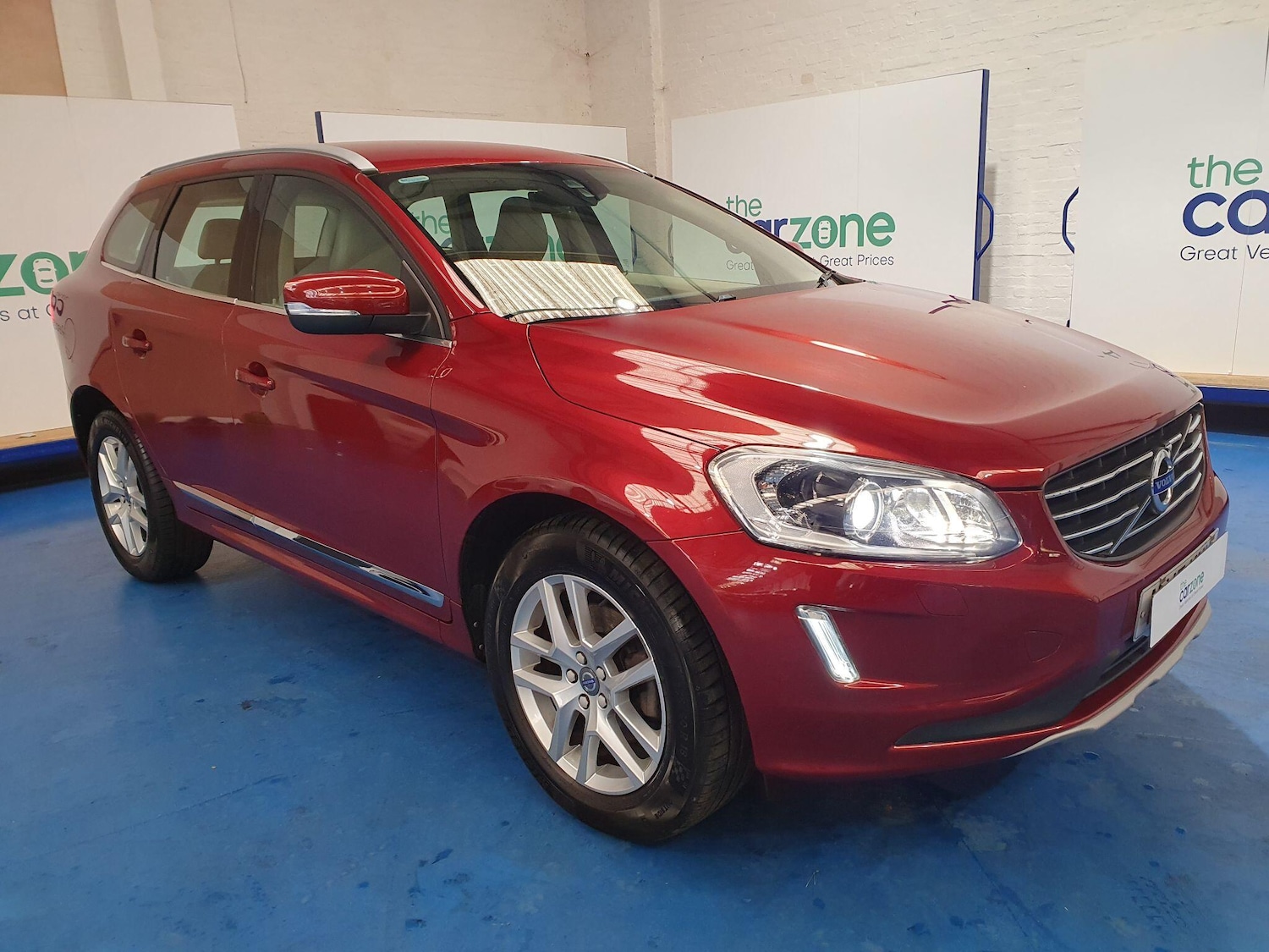 Used Volvo XC60 2017 for sale - 78185368: Photo 1