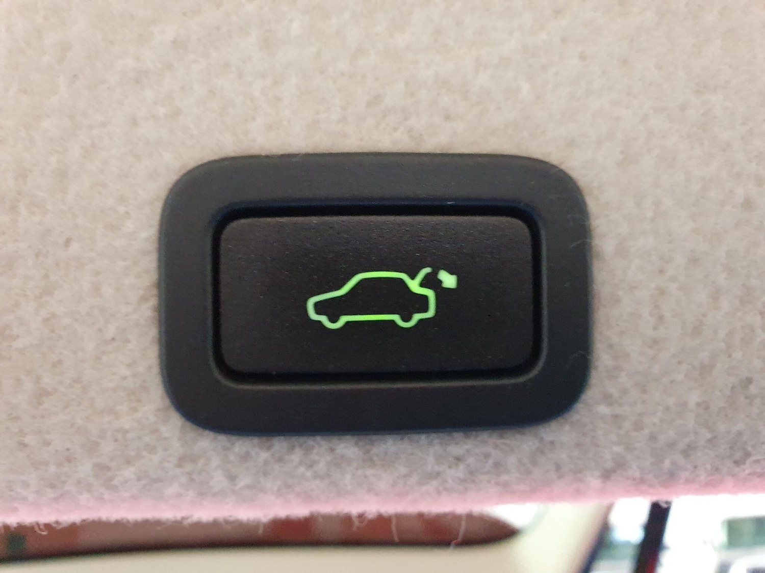 Used Volvo XC60 2017 for sale - 78185368: Photo 15