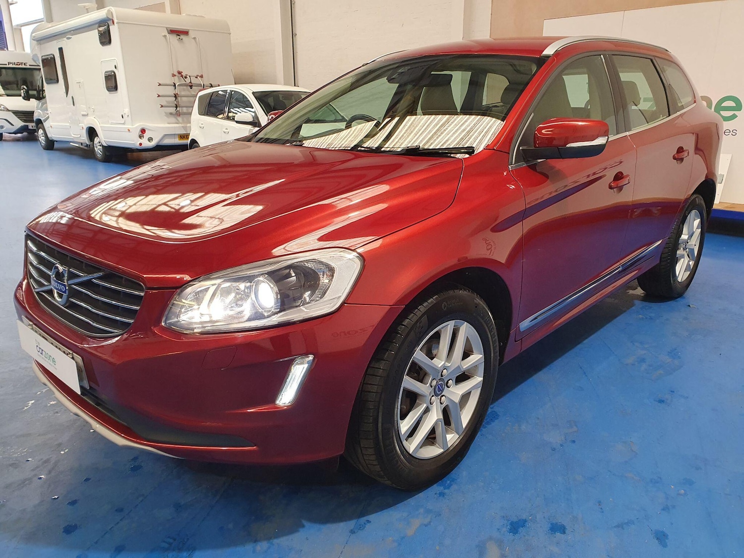Used Volvo XC60 2017 for sale - 78185368: Photo 7