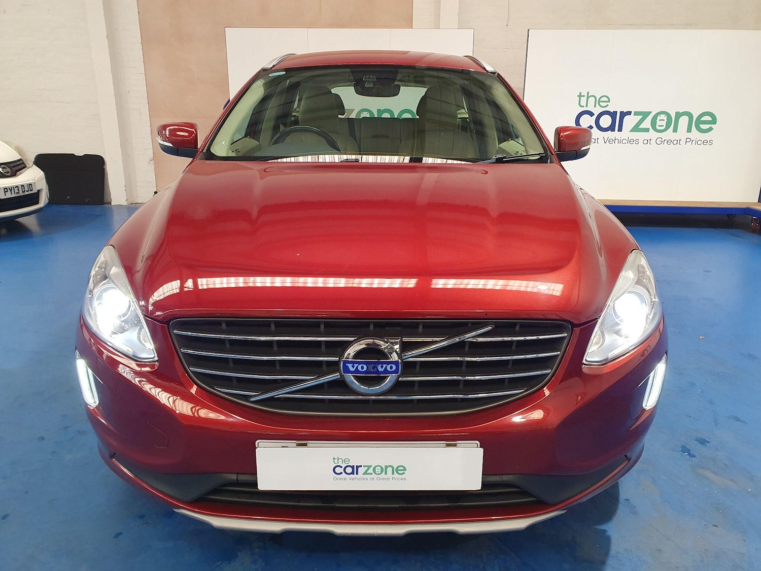 Used Volvo XC60 2017 for sale - 78185368: Photo 8