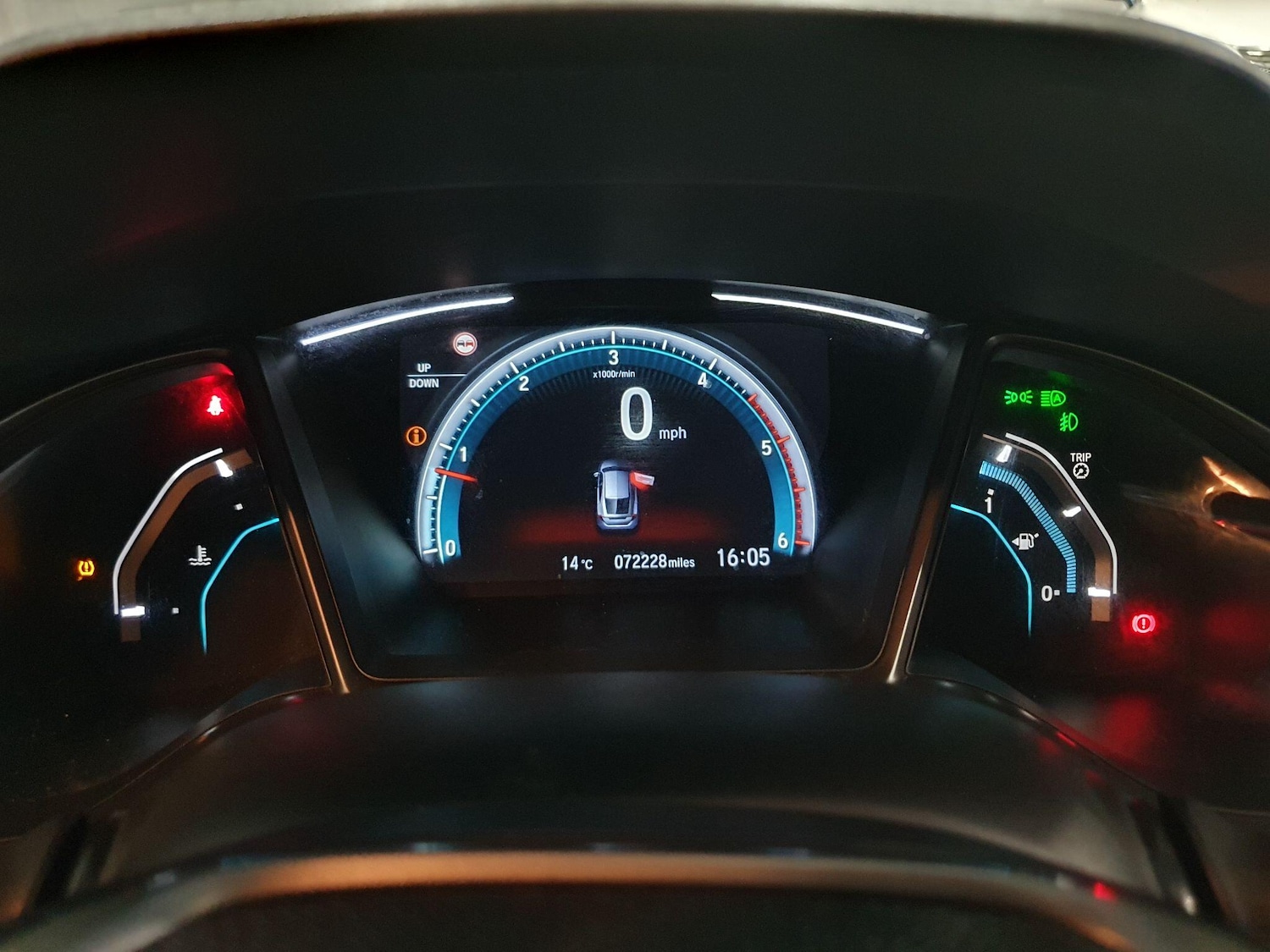 Used Honda Civic 2019 for sale - 76458169: Photo 10