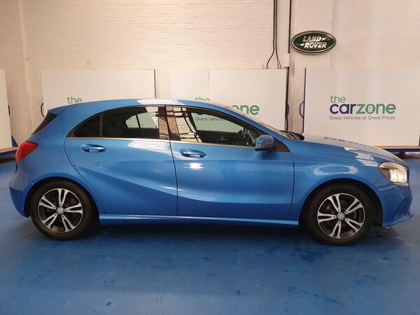 Used Mercedes-Benz A-Class 2016 for sale - 76337693: Photo 2