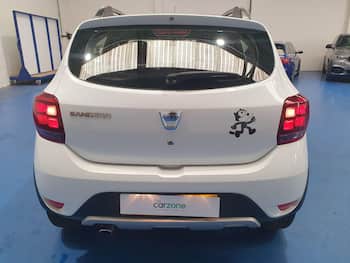 Used Dacia Sandero Stepway 2017 for sale - 79711617: Photo