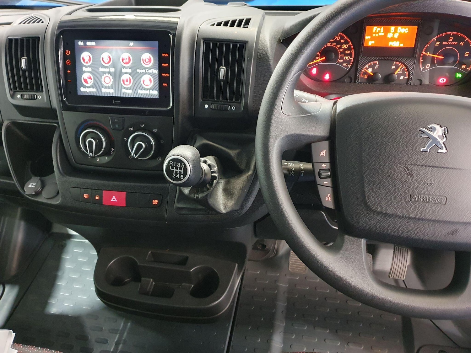 Used Peugeot Boxer 2024 for sale - 76866425: Photo 16