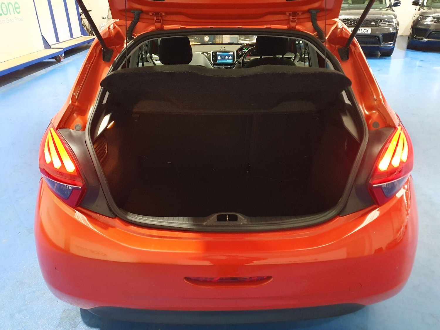 Used Peugeot 208 2018 for sale - 78204510: Photo 15