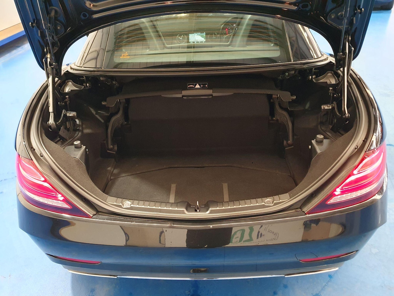 Used Mercedes-Benz SLC 2017 for sale - 77768649: Photo 16