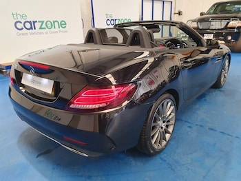 Used Mercedes-Benz SLC 2017 for sale - 77768649: Photo